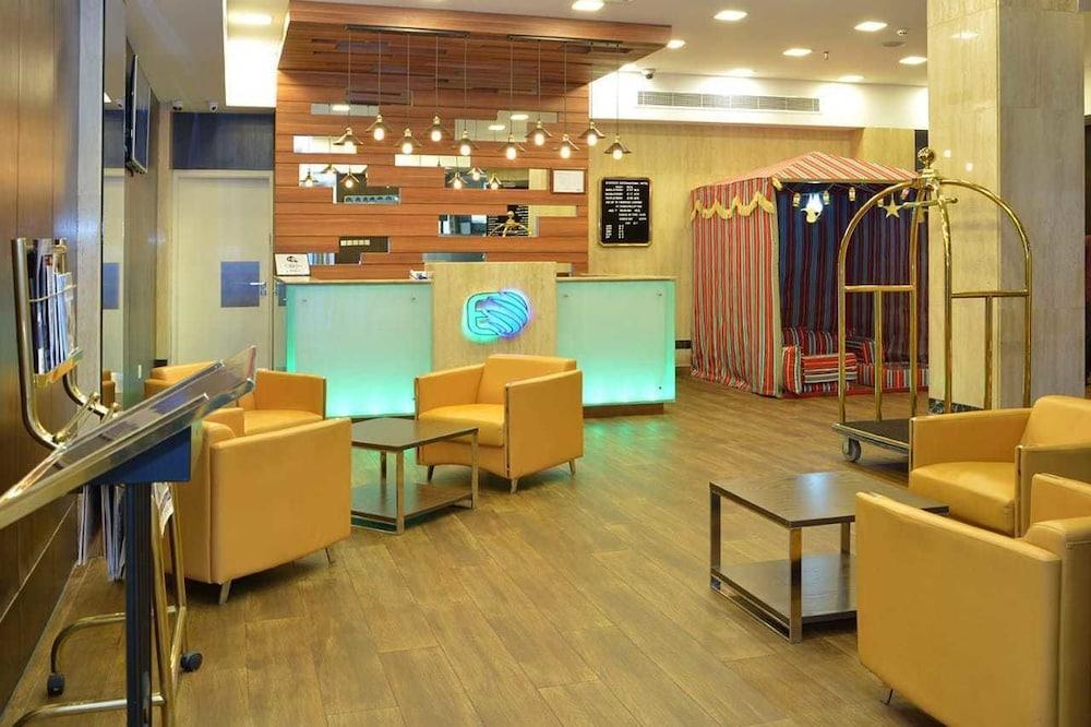 Everest International Hotel Dubaï Extérieur photo