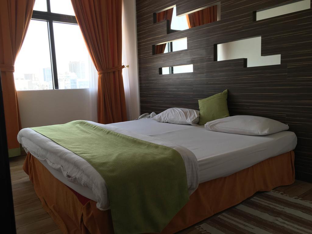 Everest International Hotel Dubaï Extérieur photo