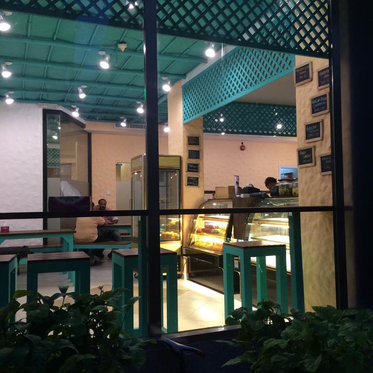 Everest International Hotel Dubaï Extérieur photo