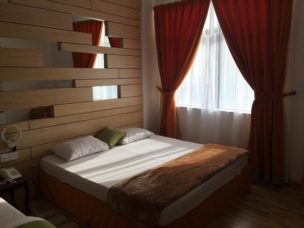 Everest International Hotel Dubaï Extérieur photo