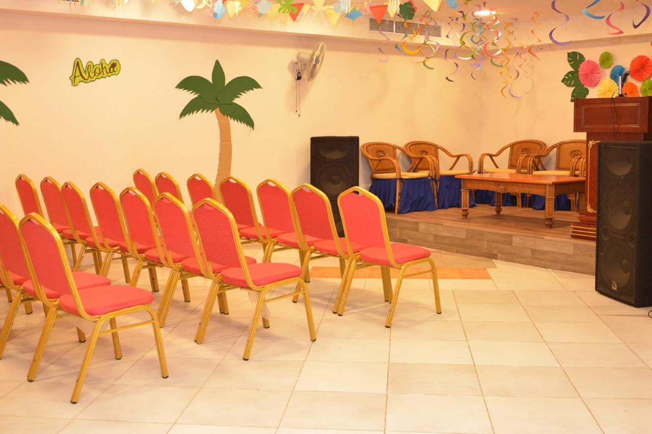 Everest International Hotel Dubaï Extérieur photo